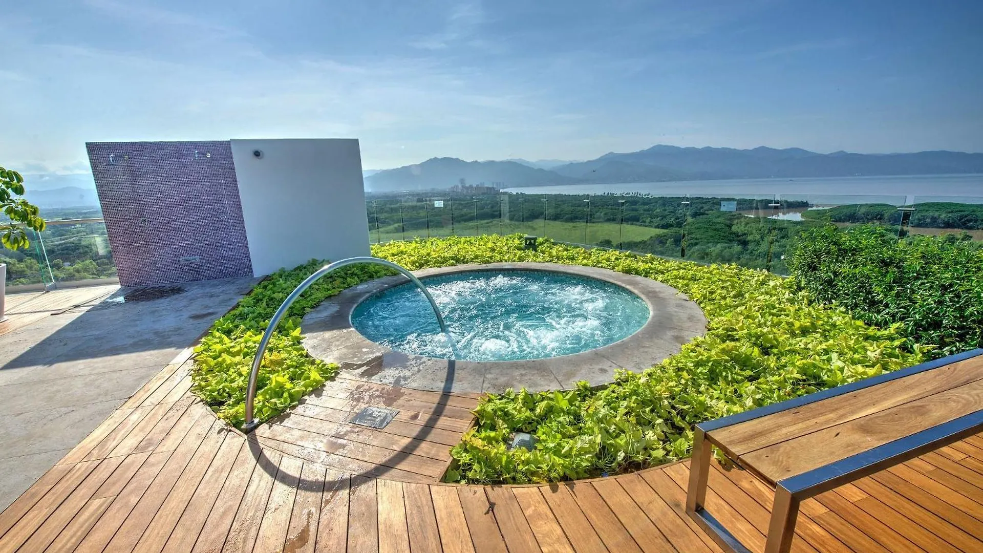 The Grand Luxxe Four Bedroom Residence Oceanview 新巴利亚塔