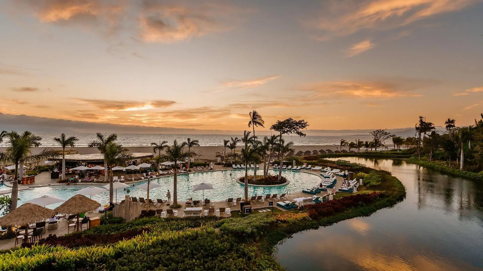 The Grand Luxxe Four Bedroom Residence Oceanview Nuevo Vallarta Resort
